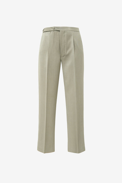 Single-pleated in beige covert