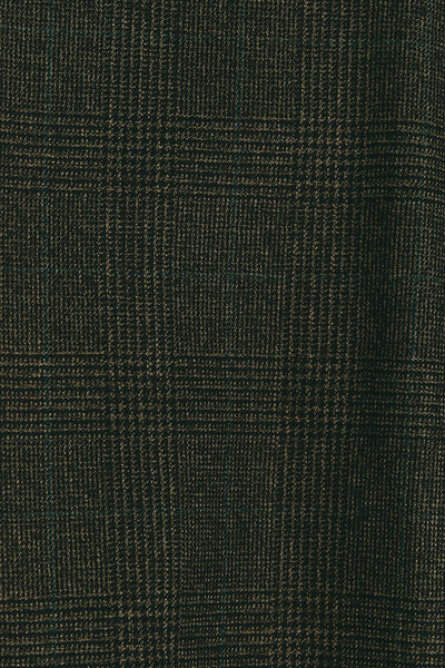 Single-pleated in brown glen check